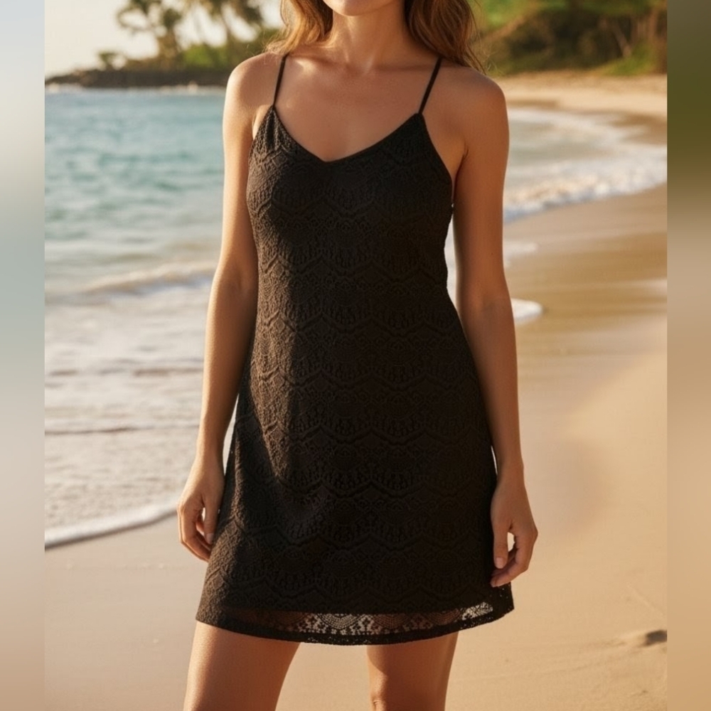 14 • Bisou Bisou • Black Textured Spaghetti Strap Sheath Dress